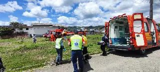 Idoso com suspeita de infarto é levado de helicóptero ao Hospital Azambuja - 1