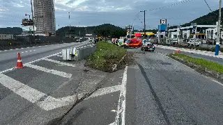 Traseira de carro fica destruída em acidente com seis vítimas - 2