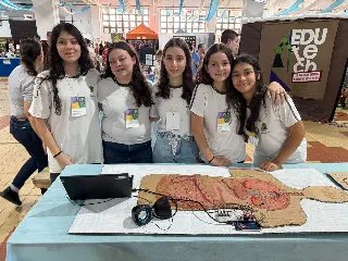 Pequenos gênios, grandes ideias: estudantes da rede municipal encantam na EduTech 2025 - 2