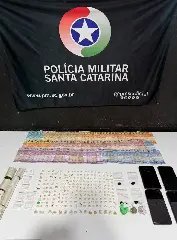 (VÍDEO) Operação da PM prende cinco em grande ação contra o tráfico - 2