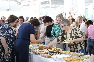 Bingo de Natal do Clube de Mães da Apae de Brusque reúne grande público - 1