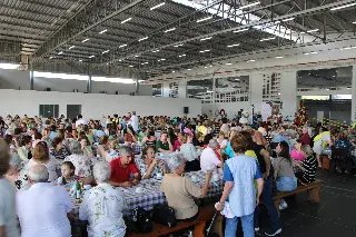 Bingo de Natal do Clube de Mães da Apae de Brusque reúne grande público - 6