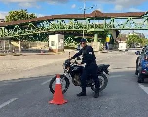 Operação da GTB e PM remove quatro veículos ao pátio e intercepta moto com quase R$ 7 mil em débitos  - 1