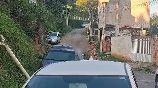 (VIDEO) Suspeito de provocar incêndio criminoso é detido após destruição de casa no bairro Steffen  - 1