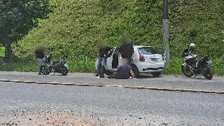 (VÍDEO) Motociclista fica ferido após colisão na Antônio Heil - 2