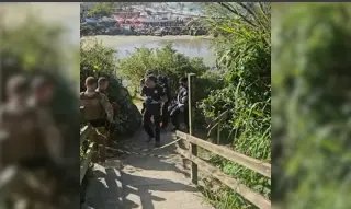 Mulher é encontrada morta em trilha de praia de Florianópolis - 1