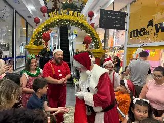 Brusque dá início à programação de Natal com chegada do Papai Noel - 3