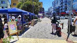 Feira do Empreendedor reúne unidades escolares na Praça Barão de Schneeburg - 4
