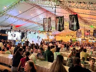 13º Pelznickelplatz abre as portas e recebe visitantes em novo endereço - 6