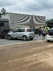 Motociclista fica ferido em colisão no bairro Bateas - 2