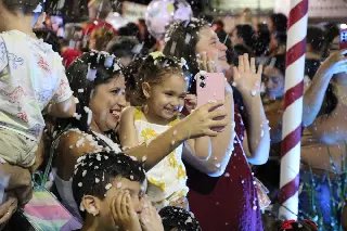 Natal Encantado segue com programação especial na praça Barão de Schneeburg - 1