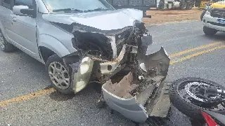 Polícia atualiza informações sobre colisão entre carro e moto em Brusque - 1