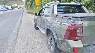 Colisão entre três veículos é registrada na Ivo Silveira - 3