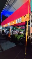 Estrutura de camarote cede durante evento e deixa seis feridos em Itajaí  - 1