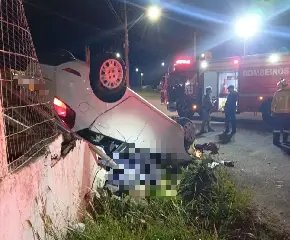 Capotamento após colisão mata jovem de 24 anos - 1