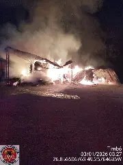 Incêndio em indústria mobiliza bombeiros de cinco cidades - 1
