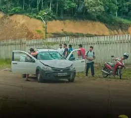 (VÍDEO) Bombeiros detalham atropelamento que deixou adolescentes gravemente feridos - 1