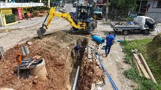 Avenida Primeiro de Maio recebe nova tubulação de água tratada  - 3