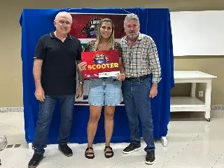 CDL entrega prêmios aos ganhadores da promoção Comprar Aqui dá Sorte - 1