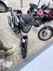 Colisão entre carro e moto deixa homem ferido no Maluche  - 1