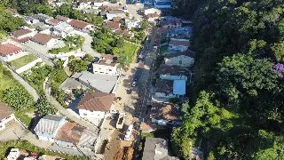 (VÍDEO) Trânsito volta a fluir em meia pista em trecho da Primeiro de Maio - 5