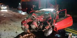 Jovem de 22 anos identificado morre em colisão frontal na BR-470 - 3