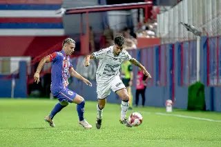 Com um a menos, Carlos Renaux vence o Figueirense no quadrangular - 1