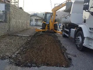 Mais de 430 toneladas de asfalto garantem recuperação de 53 ruas  - 1
