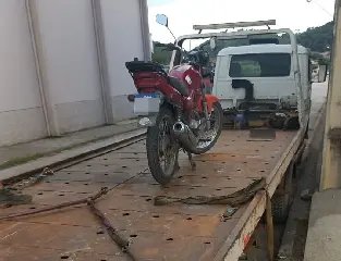 GTB aborda motociclista e alerta para riscos do transporte irregular de crianças - 1