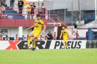 Brusque vence a Chapecoense no jogo de ida da semifinal - 6