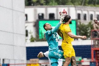 Brusque vence a Chapecoense no jogo de ida da semifinal - 7