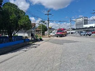(VIDEO) Motociclista fica ferida após colisão no bairro Dom Joaquim - 2
