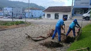 Obras intensifica limpeza de bocas de lobo após chuva torrencial - 2