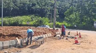 Construção de rótula na Limeira tem sua primeira etapa concluída - 3