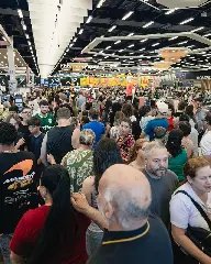 Havan inaugura terceira megaloja em Maringá e reúne milhares de pessoas em grande festa - 5