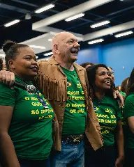 Havan inaugura terceira megaloja em Maringá e reúne milhares de pessoas em grande festa - 9