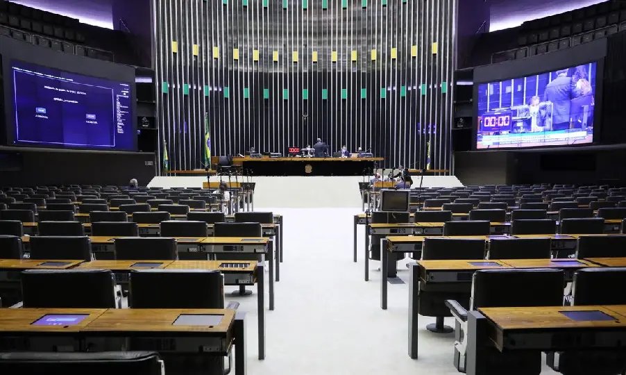 Congresso aprova adiamento das elei&ccedil;&otilde;es municipais deste ano