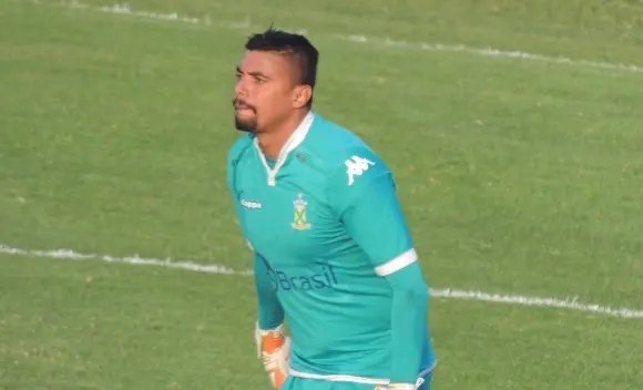 Zé Carlos é o novo goleiro do Brusque FC