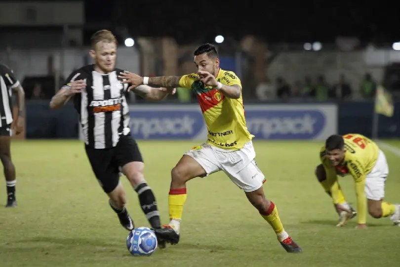 Brusque perde para o Figueirense e decepciona torcida