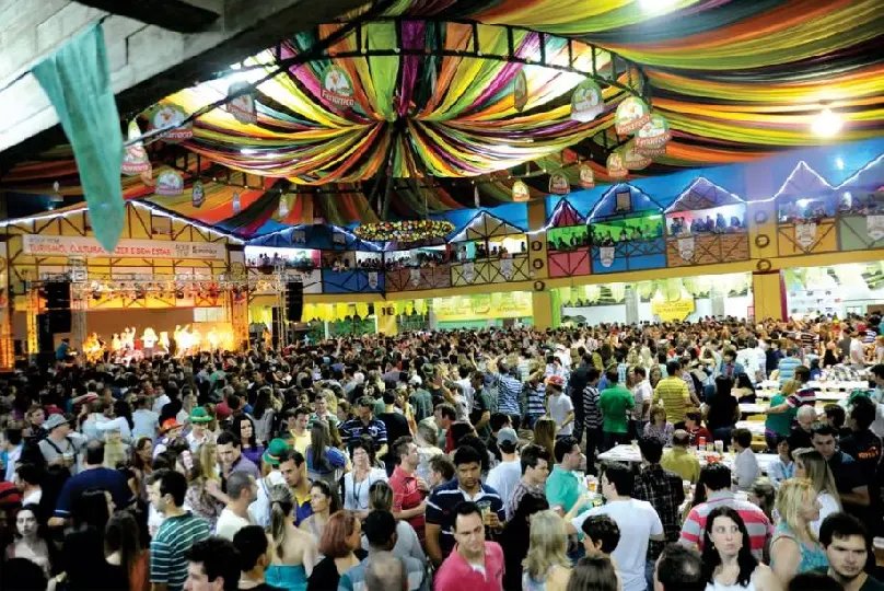 Cancelamento de eventos afeta manuten&ccedil;&atilde;o do pavilh&atilde;o