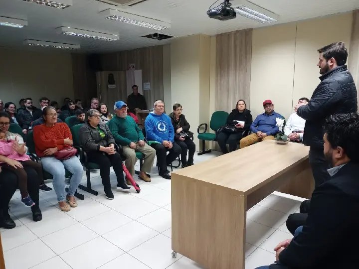 Programa Lar Legal concede t&iacute;tulo de propriedade a 35 fam&iacute;lias de Brusque