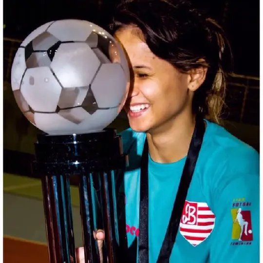 Atleta do Barateiro é eleita pela segunda vez a melhor do mundo