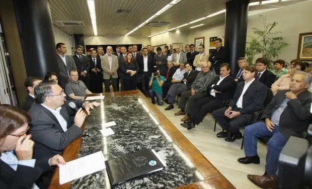 Governador assina convênio de R$ 45 milhões