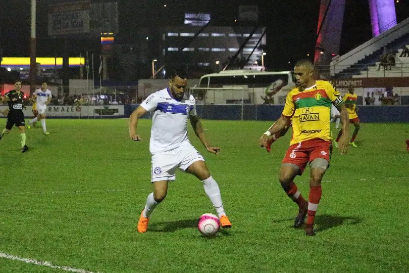 Pingo acredita em uma nova fase do Brusque contra o Tubarão