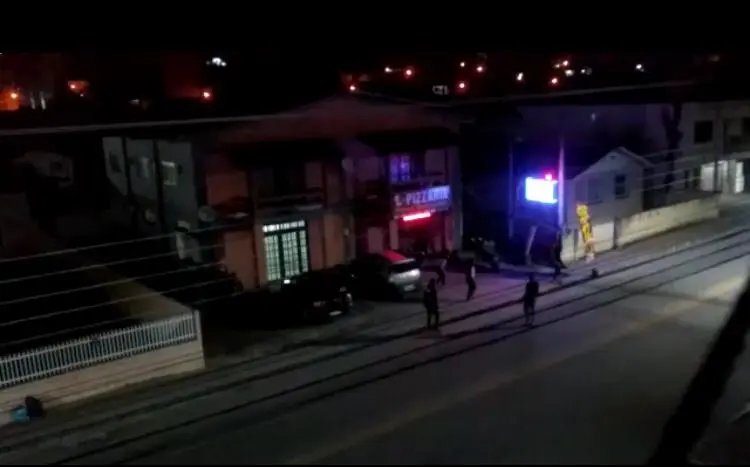 (V&Iacute;DEO) Moradores de Santa Terezinha reclamam do barulho na madrugada 