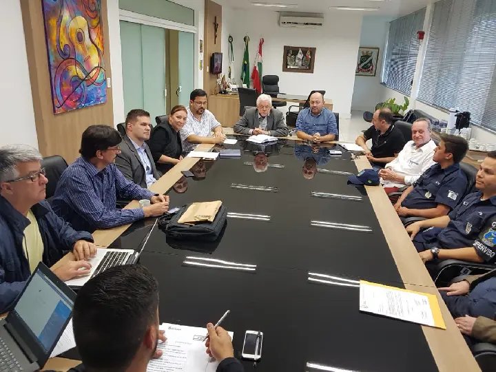 Prefeitura mantém aulas amanhã na rede municipal de ensino