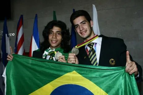 Catarinenses conquistam ouro em competição americana