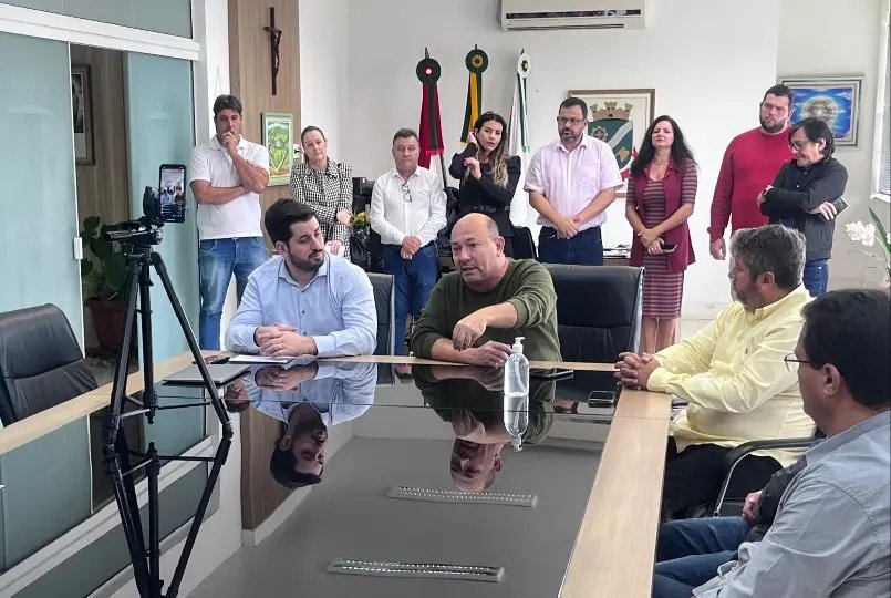 (V&Iacute;DEO) - V&atilde;o come&ccedil;ar as obras de drenagem na Primeiro de Maio