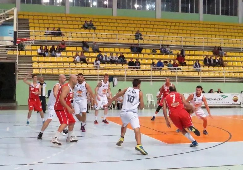 AD Brusque vence e está na semifinal da Taça FCB