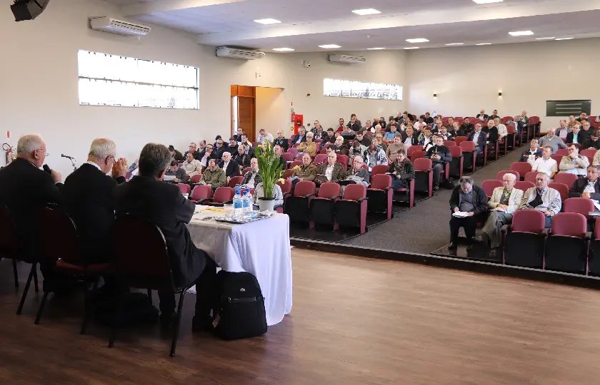 Paróquia São Luís Gonzaga sedia Reunião Geral do Clero